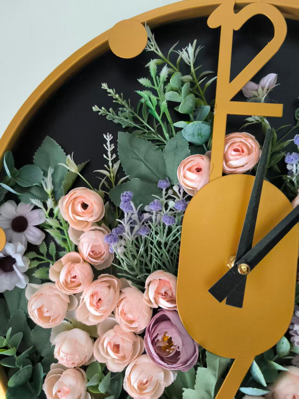 Rose Bush Decorative Clock