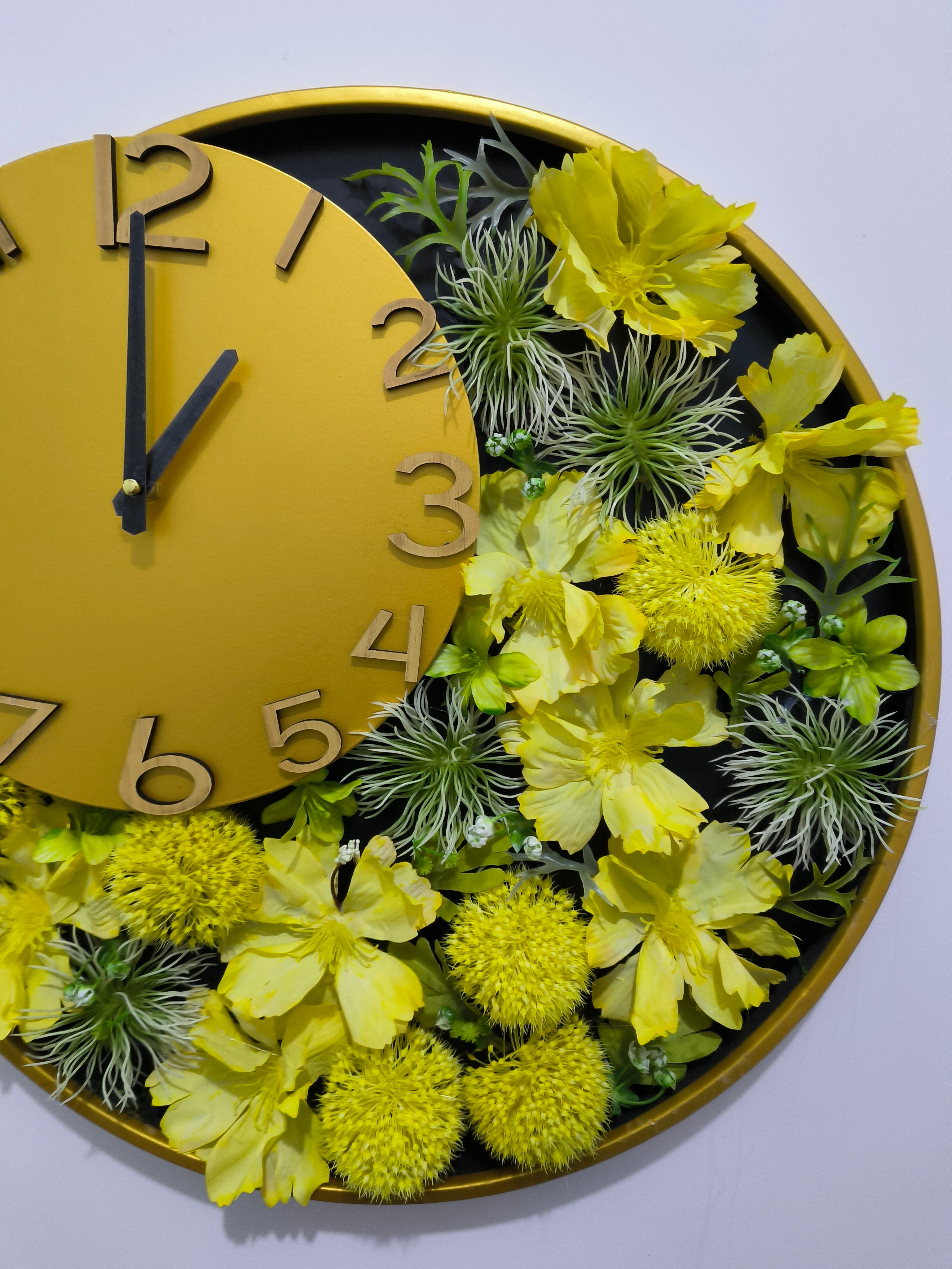 Luxury Botanical Floral Wall Clock – Handmade Marigold & Cosmos Art Decor Clock