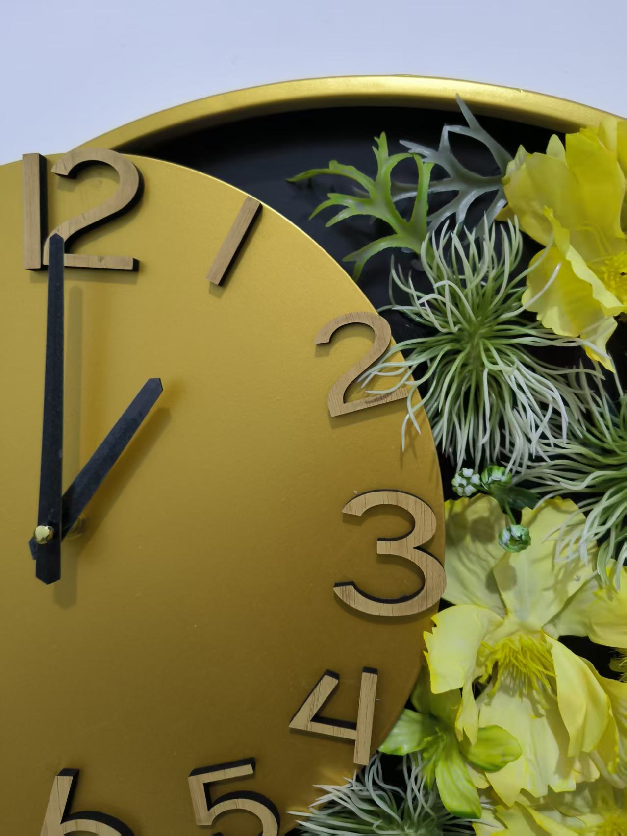 Luxury Botanical Floral Wall Clock – Handmade Marigold & Cosmos Art Decor Clock